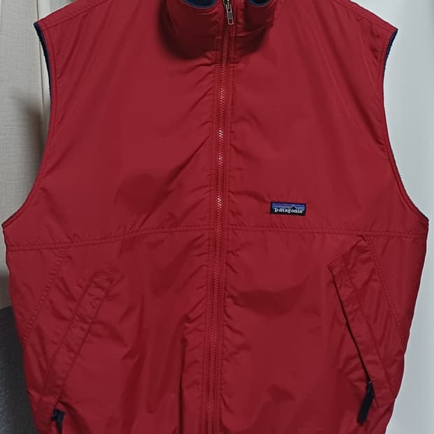 🇨🇷 [L] 파타고니아 쉘드 신칠라 베스트 - 번트 칠리