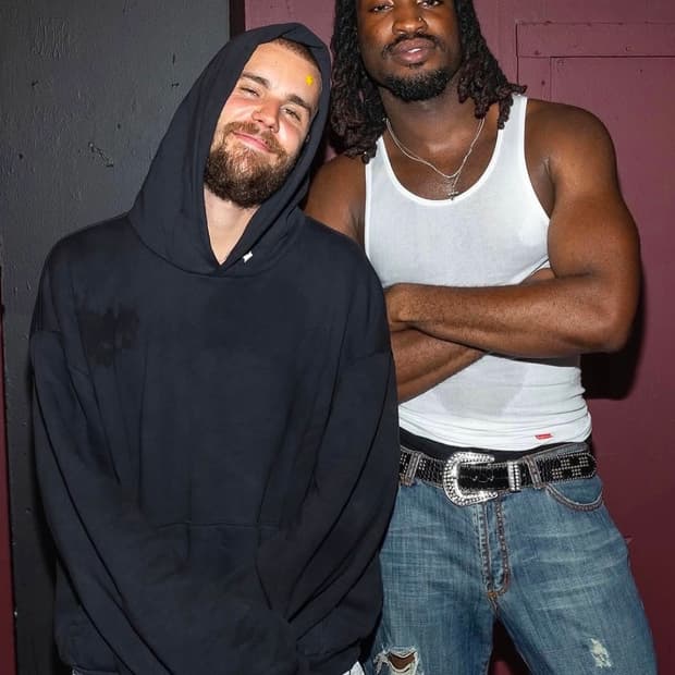 skylrk 스카이라크 후디 케이브