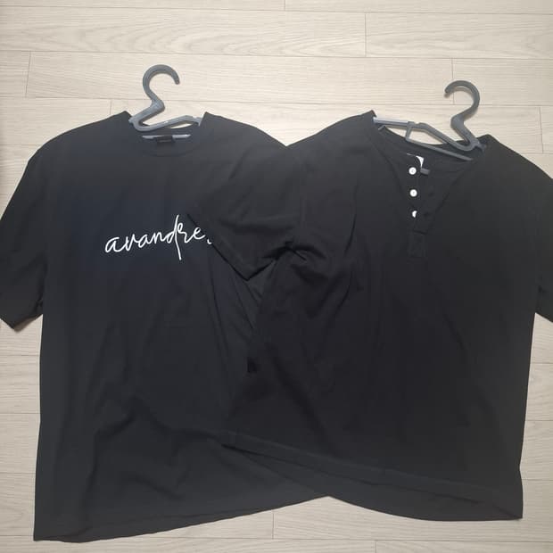 브렌슨 헨리넥 어반드레스 반팔티 m 팝니다. (개당구매가능)