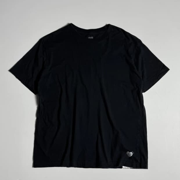휴먼메이드 하트 로고 베이직 반팔 티셔츠 R2920