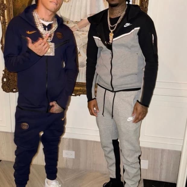 나이키 테크팩 블랙 다크 그레이