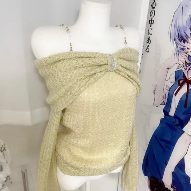 세실맥비 리즈리사 히메갸루 라떼갸루 리본 오프숄더 체인 니트