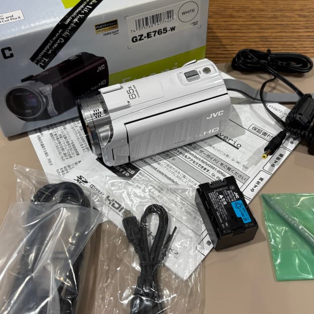 JVC 빈티지 캠코더 신품급 고급형  풀박스 (GZ-E765)