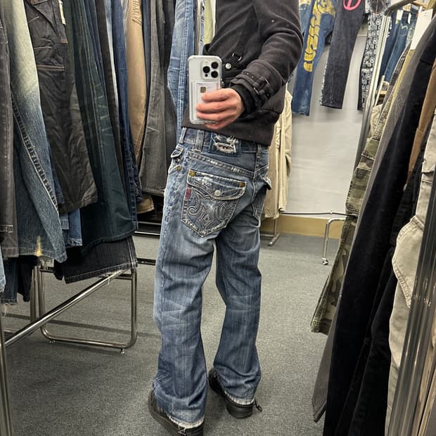 31) MEK DENIM USA 와이드 부츠컷 데님팬츠