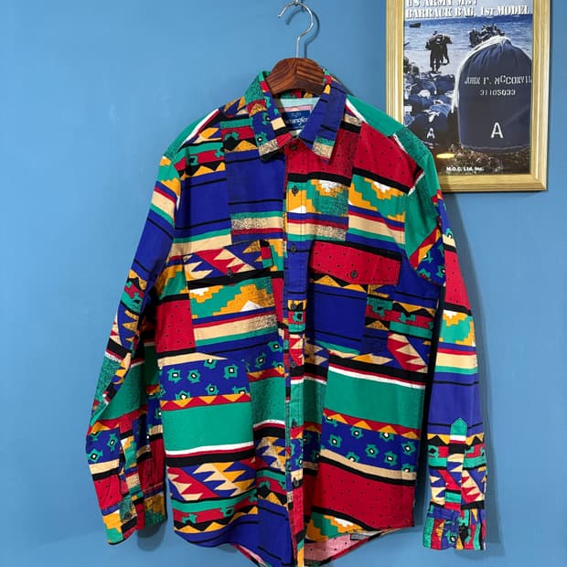 80-90‘s Wrangler Navaho pattern Shirt