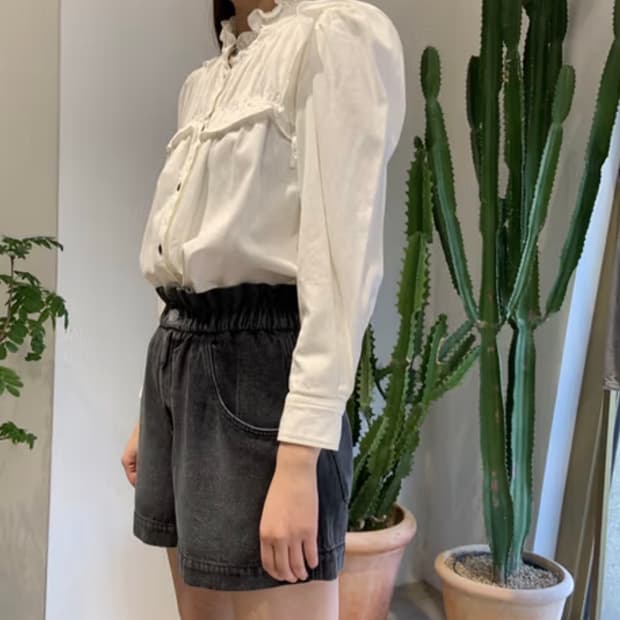 이자벨마랑 화이트 러플 블라우스