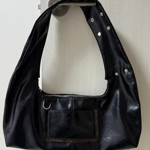 히에타 티나백 블랙