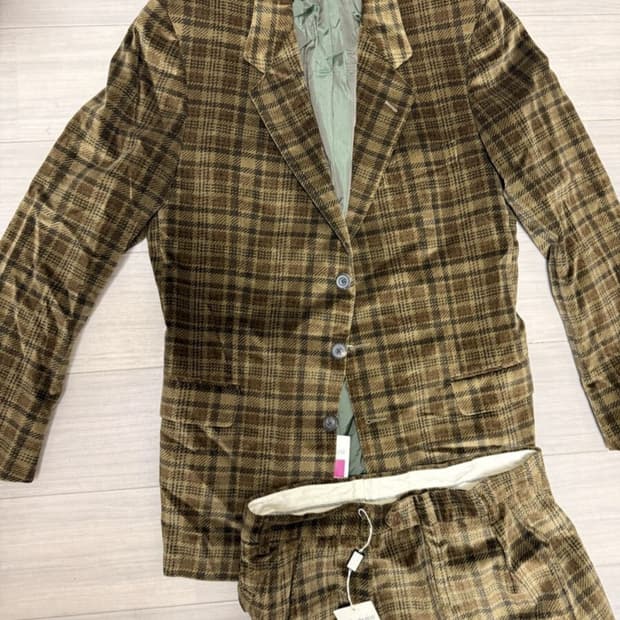 Yves Saint Laurent Rive Gauche