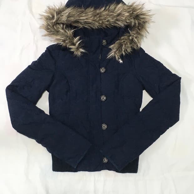 아베크롬비 Abercrombie 네이비 퍼 패딩