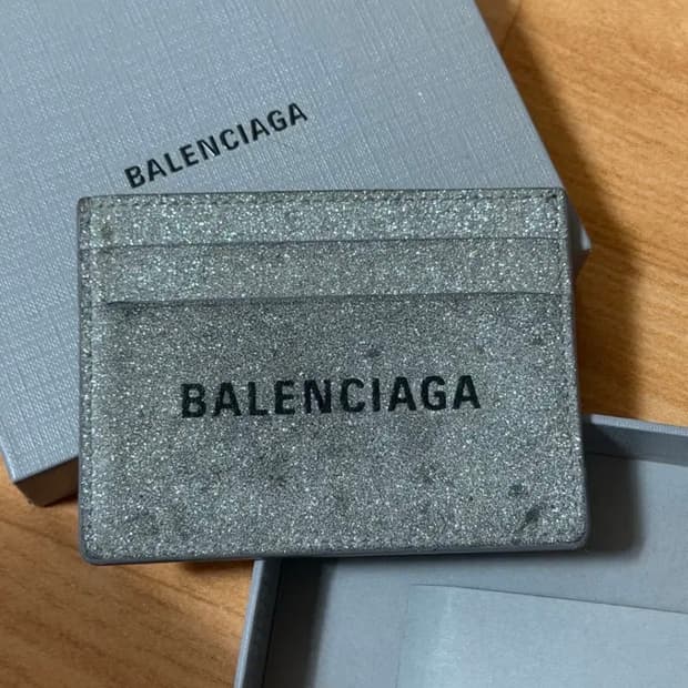 발렌시아가 글리터 카드지갑