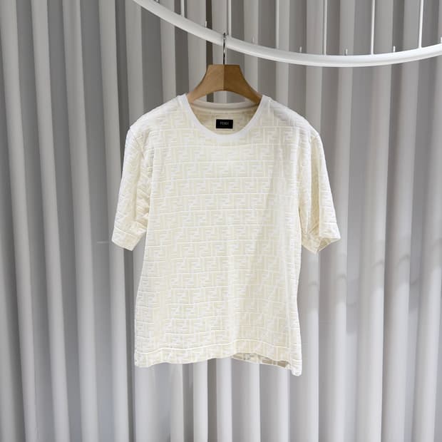 (A+/S) / 펜디 울오버 FF 로고 자카드 아이보리 반팔