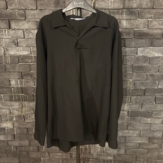 [중고,1회착용] 8세컨즈 헨리넥셔츠 (105)