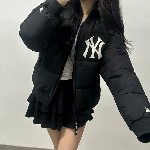 뉴에라 뉴욕 양키즈 빅로고 푸퍼 패딩 걸즈 자켓(S)