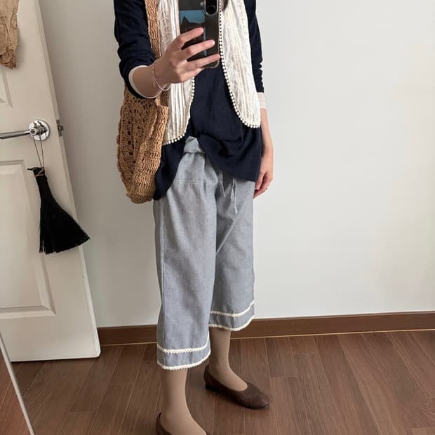 stripe patterned pants