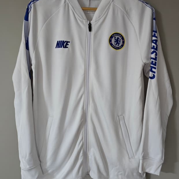 나이키 첼시 트랙탑 져지.   싸이즈 95