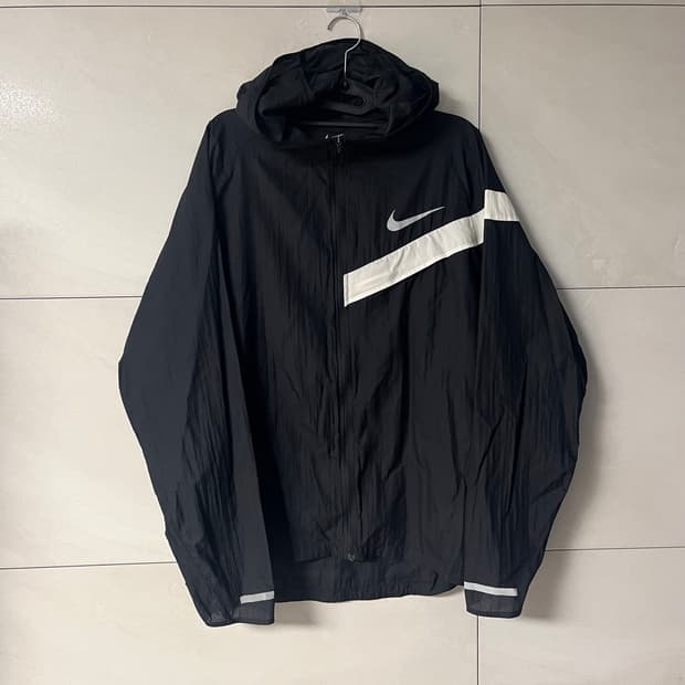 나이키 임파시블리 러닝 바람막이 블랙 [XL] 