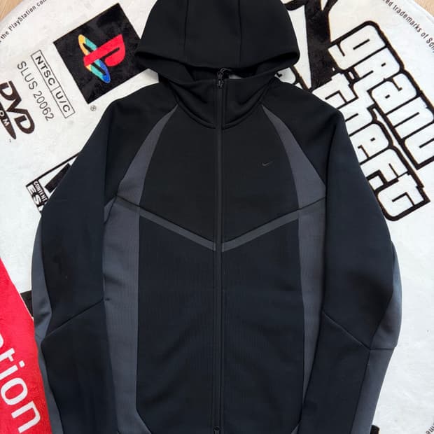 [L] 나이키 테크팩 신형 블랙