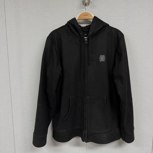 오베이 무스탕 후드집업