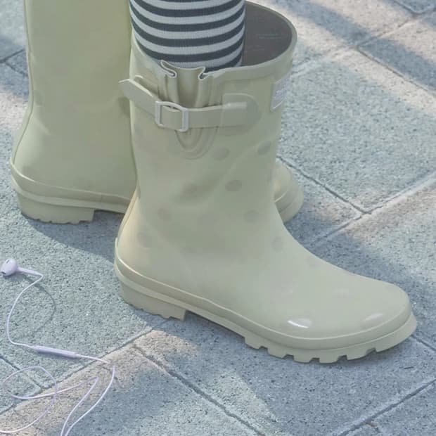 락피쉬웨더웨어 도트 레인부츠 숏 베이지