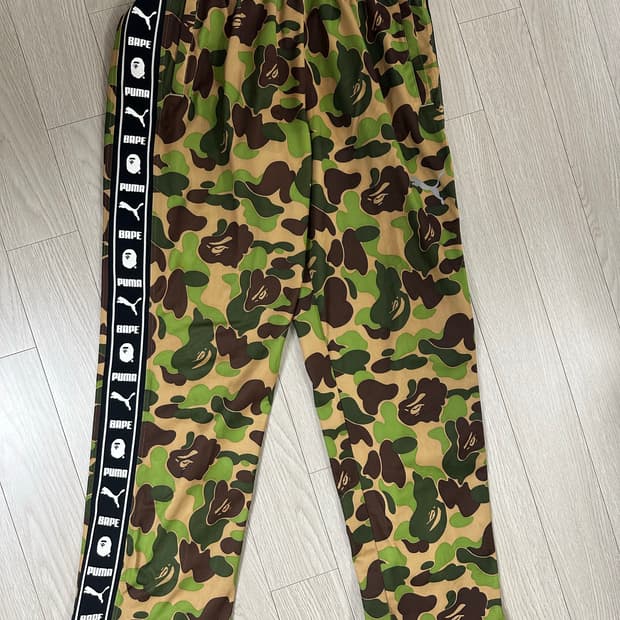 베이프x푸마 카모 트랙 팬츠 XS 