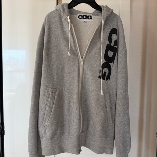 꼼데가르송 cdg x 디즈니 후드집업