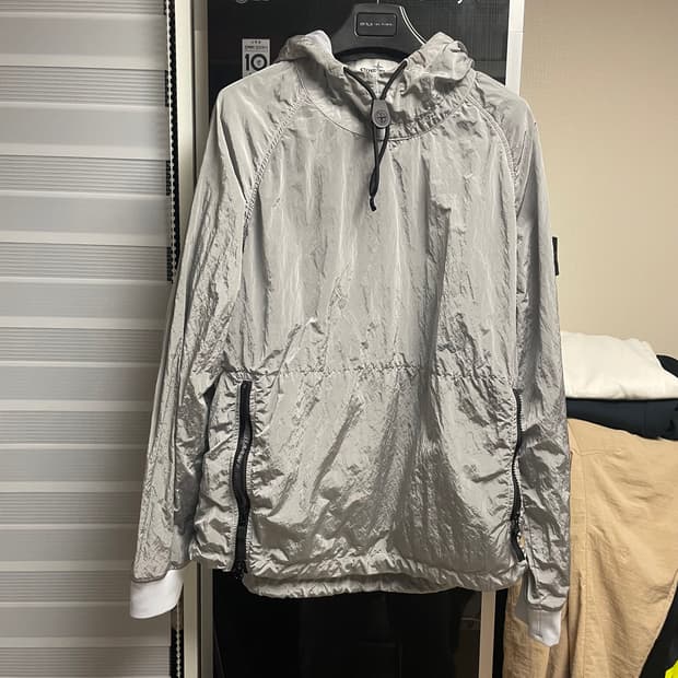 스톤아일랜드 나일론 아노락 아이스 M