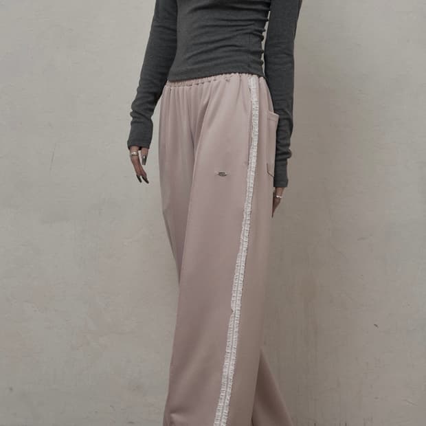 카키포인트 레이스 트랙 팬츠 핑크