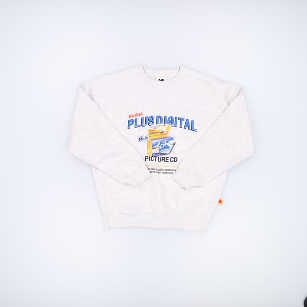 [XS] 코닥 어패럴 디지털 그래픽 스테레오 맨투맨 0105J