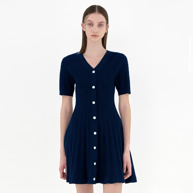 아틀리에나인(Atelier Nain) 케이블 니트원피스 55-66 새상품