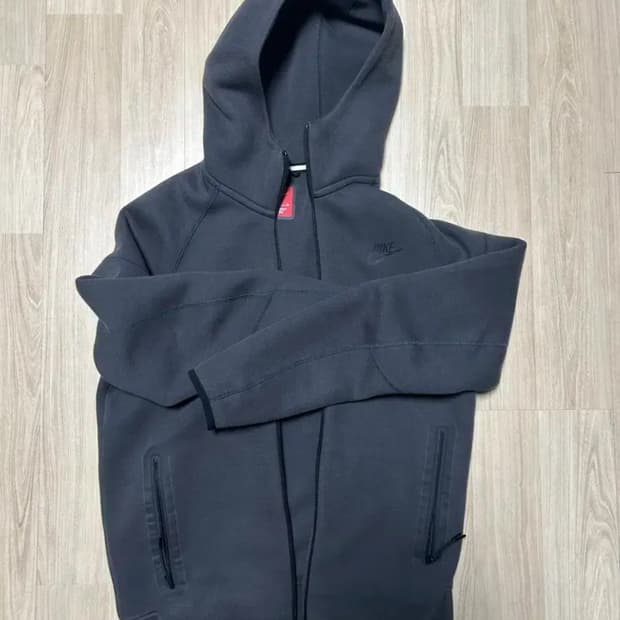 나이키 테크플리스