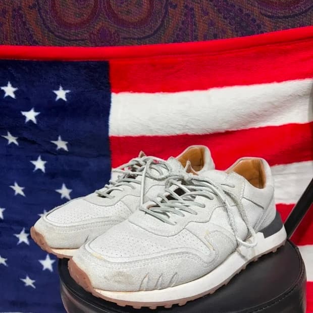 이태리 부테로 푸트라 스웨이드 스니커즈