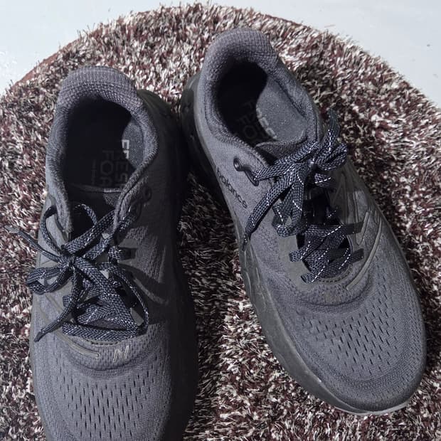 뉴발란스 Fresh Foam More v4 블랙 265mm