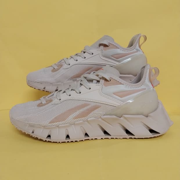 여성 리복 직 키네티카3 런닝화, 운동화 (235)