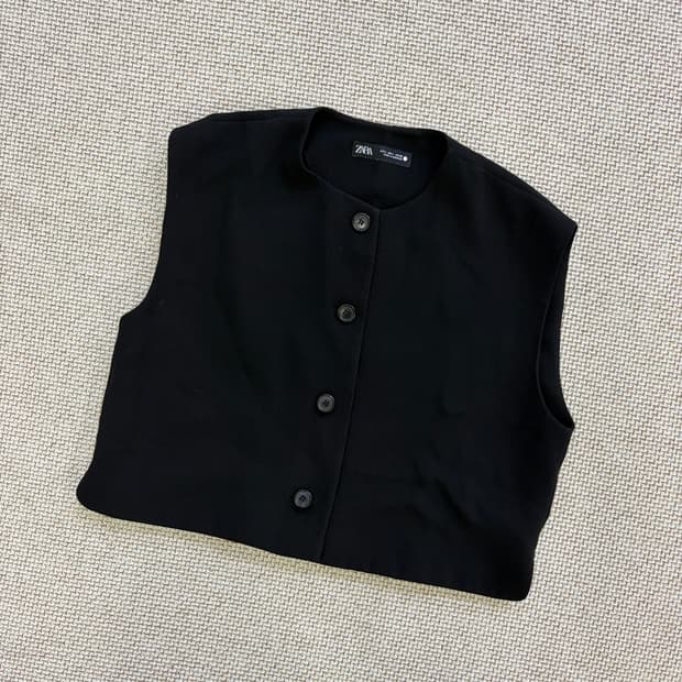 L 자라 크롭 버튼 조끼 0526D