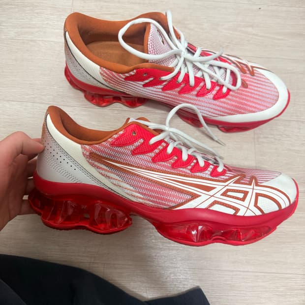 아식스 키코 젤 퀀텀 레비트렉 애플 레드 295