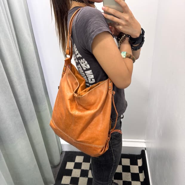오렌지브라운 태닝 레더백