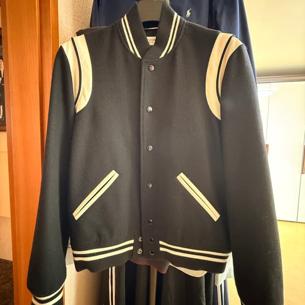 생로랑 테디자켓 48사이즈