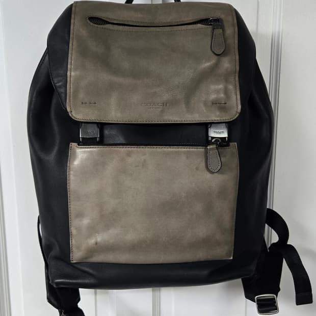 COACH 코치 빈티지백팩