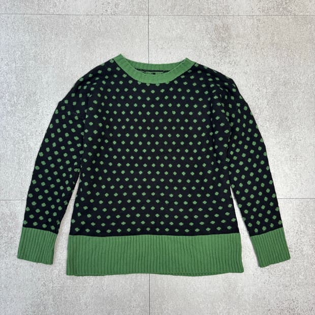 그린 도트 풀오버