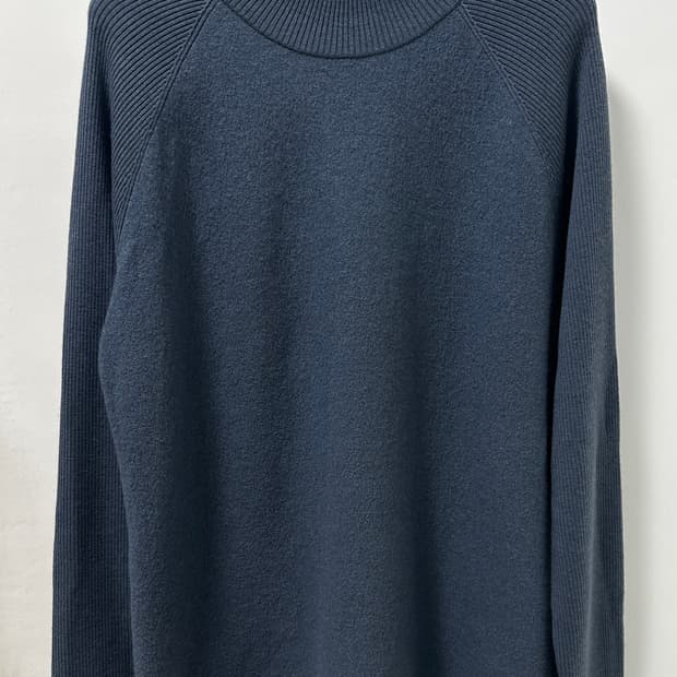 코스 울 100% XL 사이즈 남성 니트