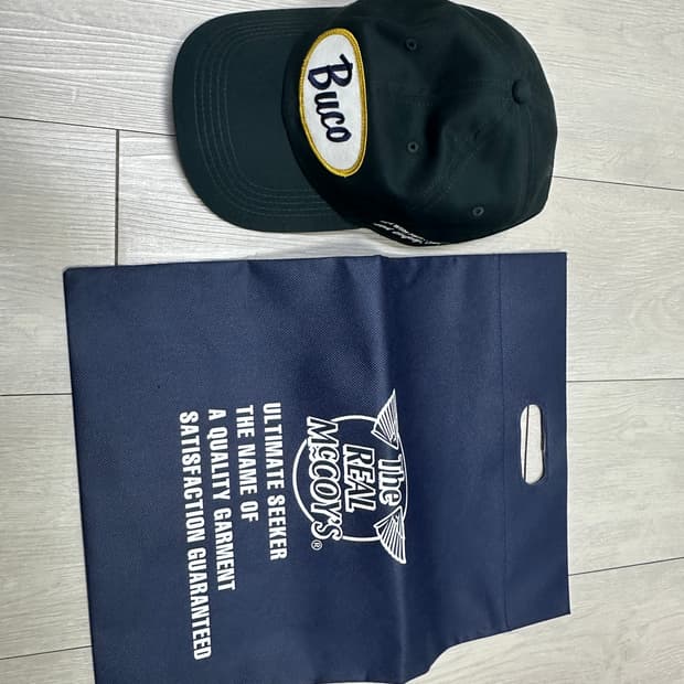 리얼맥코이 부코 캡 차콜색상 판매합니다.