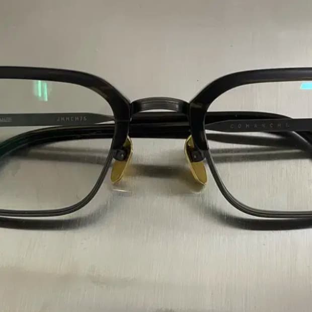 자크마리마지 코만치 안경