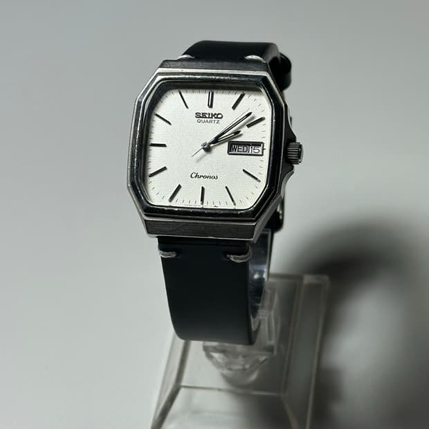 SEIKO quartz chronos