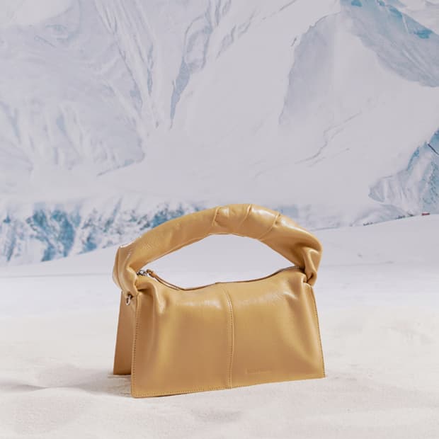 (1회 착용) 카림라시드 소가죽 누비백