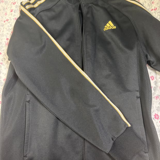 아디다스 져지 블랙, 골드