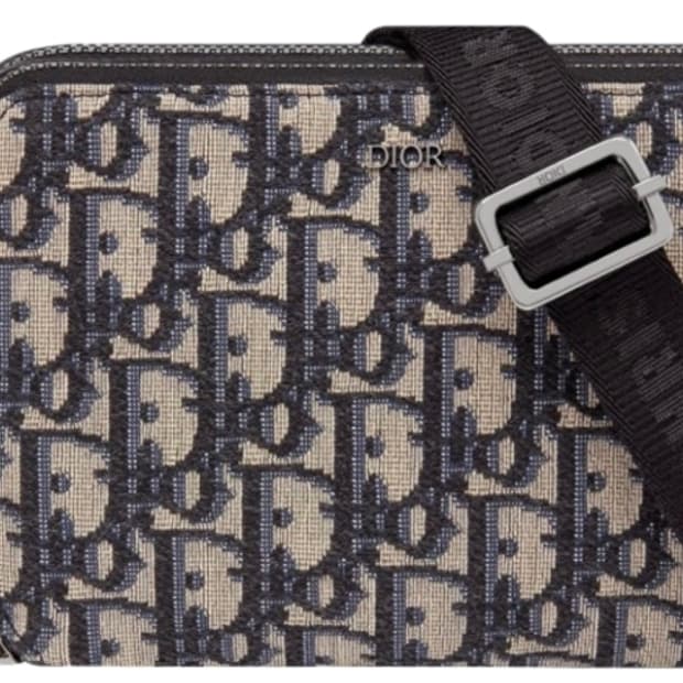 디올 오블리크 자카드 메신저백