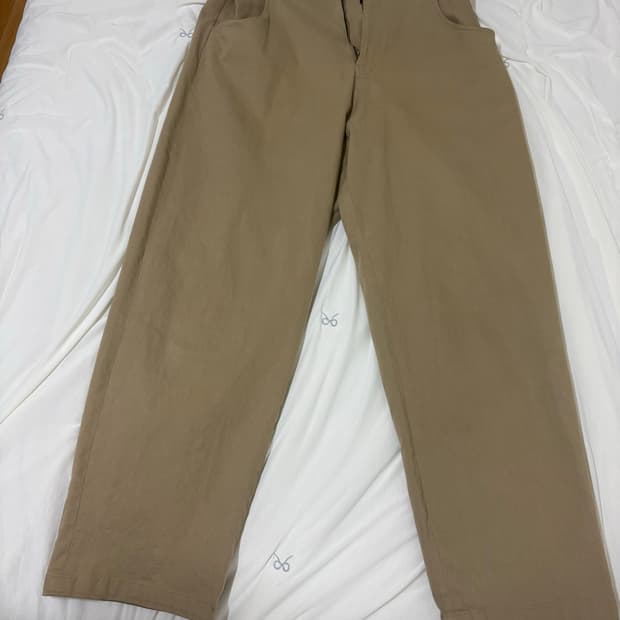STU 턱 팬츠 베이지(M)