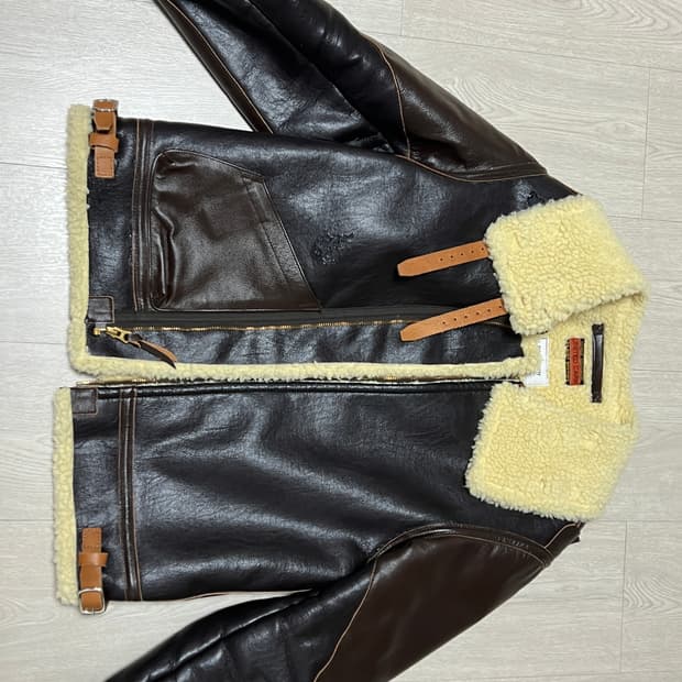 유나티드카 by 버즈릭슨 x 빔즈보이 B-3 무스탕