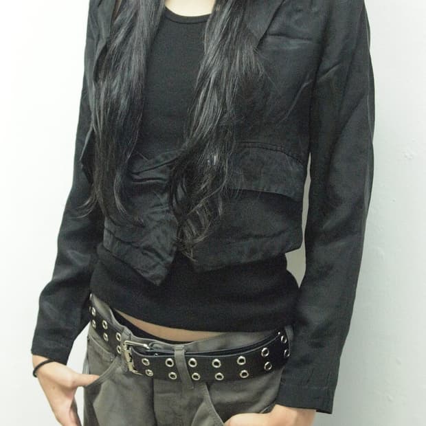 rare* 마킨얀마 asymmetric cropped jacket
