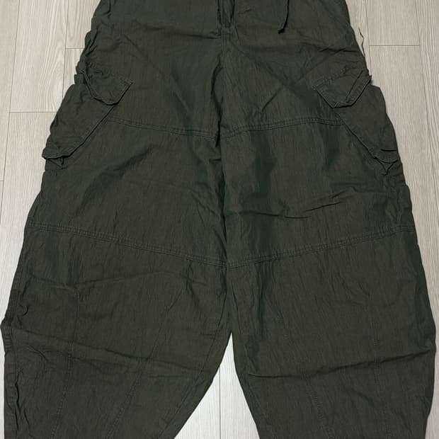 이스트서비스샵 Maximal Ballon Cargo Pants